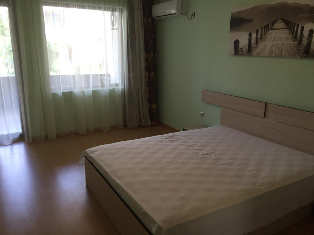 Apartments In Complex Chateau Nessebar Sveti Vlas Extérieur photo