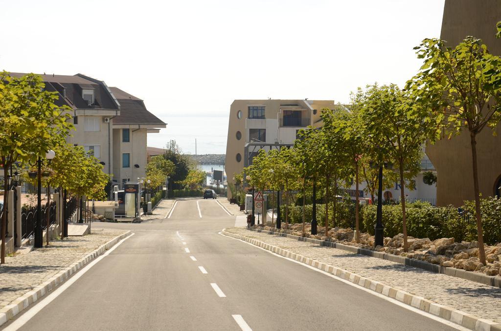 Apartments In Complex Chateau Nessebar Sveti Vlas Extérieur photo