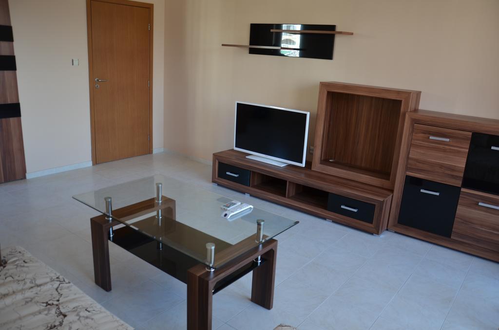 Apartments In Complex Chateau Nessebar Sveti Vlas Extérieur photo
